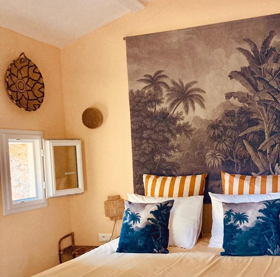 Hotel Les Cabanons Sainte Victoire Zewnętrze zdjęcie